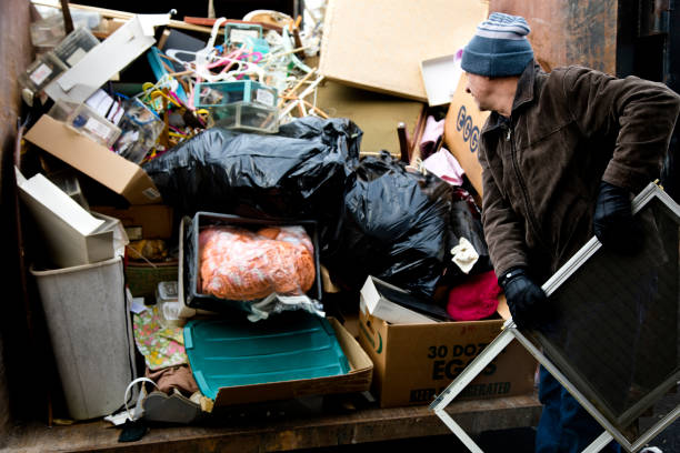 Best Mattress Disposal  in Country Clu, FL
